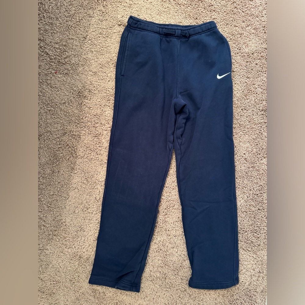 Youth XL navy Nike sweatpants